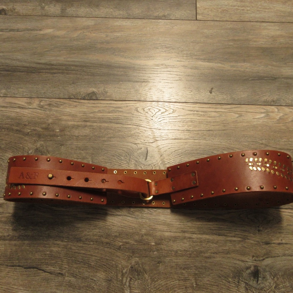 Abercombie & Fitch Belt‎ Medium Large Brown Leather Wide Studded Boho Festival